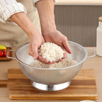 5QT Metal Colander with Handle, Large Stainless Steel Strainer for Kitchen, Mesh Strainer for Washing Pasta, Spaghetti, Fruit, Vegetable, Rice Washer, Fast Draining, Dishwasher Safe