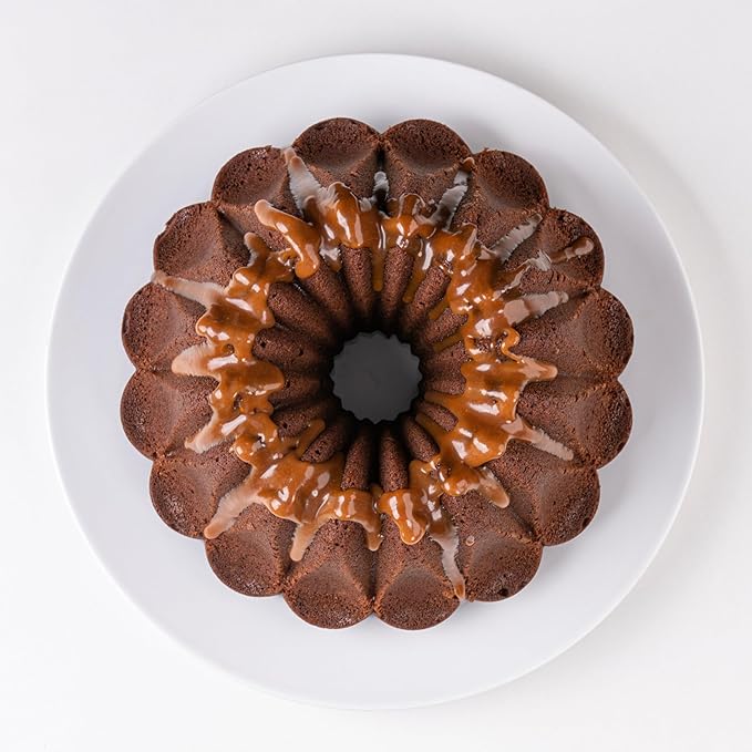 Baker's Secret for Fluted Cake Pan, Fluted Cake Pans, Perfect for Fluted Cakes, Die Cast Aluminum Cake Pans, 2 Layers Non-stick Coating, Cake Pan - Cast Aluminum Collection (Fountain)