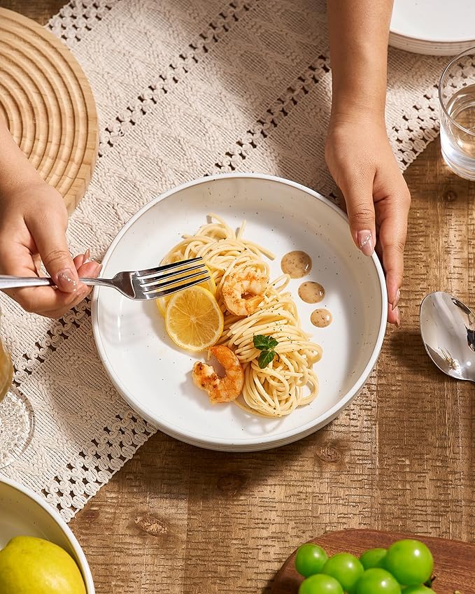 famiware Milkyway 33 oz Bowl Set, Pasta Bowls Set of 4, Salad Bowls, Double Reactive Glaze, Sturdy & Stackable, Ideal for Housewarming, Festivals, White with Speckles