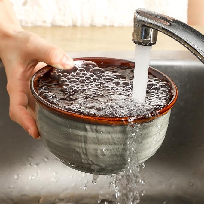 MEKY 20oz Ceramic Cereal Bowls Set of 6, Stackable Soup Bowls for Oatmeal, Ice Cream and Pasta Everyday Use, Microwave & Dishwasher Safe, Modern & Durable, Brown