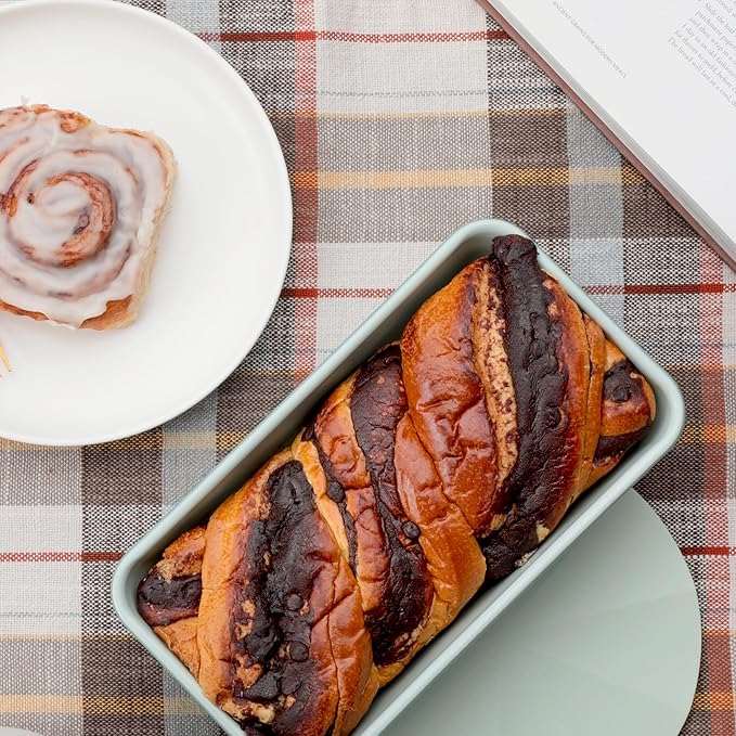 Larder & Vine 8-Piece Bakeware Set | Non-Stick Baking Set with Ceramic Finish | PFAS, PFOA, PTFE, and BPA Free Baking Essentials | Baking Sheets, Muffin Tins and Assorted Baking Pans | Sage