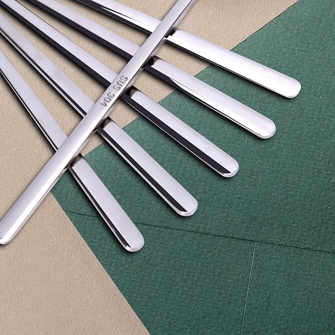 Creative spoons in multiple colors. They can be used to stir flower tea, coffee, and desserts. They're also great for decoration, collection, or as gifts. (silvery)