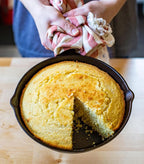 Lodge 9 Inch Cast Iron Pre-Seasoned Skillet – Signature Teardrop Handle - Use in the Oven, on the Stove, on the Grill, or Over a Campfire, Black