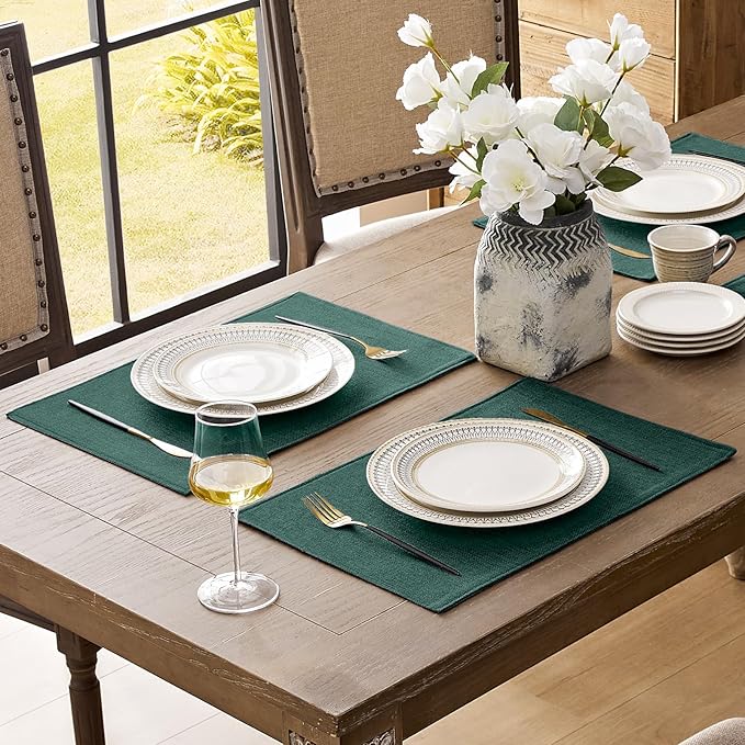 Romanstile Cloth Placemats Set of 6-12 x 18 Inch, Heat Resistant Double Layered Thickened Burlap Christmas Place Mats, Washable Linen Farmhouse Table Mats for Kitchen/Dining/Party/Outdoor, Green