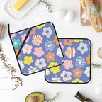 Vintage Boho Daisy Flowers Pot Holders Set of 2 Kitchen Heat Resistant Potholders for Microwave Cooking Baking Oven End Dishes and BBQ Gifts for Women
