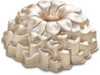 KITESSENSU Blossom Cake Pan, Nonstick Cast Aluminum bunt pan, 9.84” Fluted Tube Pan for Baking Unique Cake, 10 Cup Moldes para Pasteles, Cake Pans for Baking, High-Heat Resistant, Easy to Clean