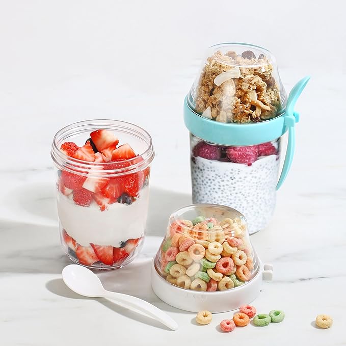 Felli On the Go Yogurt Parfait Snack Cup 12 oz Reusable Leak Proof + Travel Spoon, Topping Holder for Fruit Cereal Milk, To Go Lunch Healthy Portion Control Overnight Oats Container Clear (2, Blue)