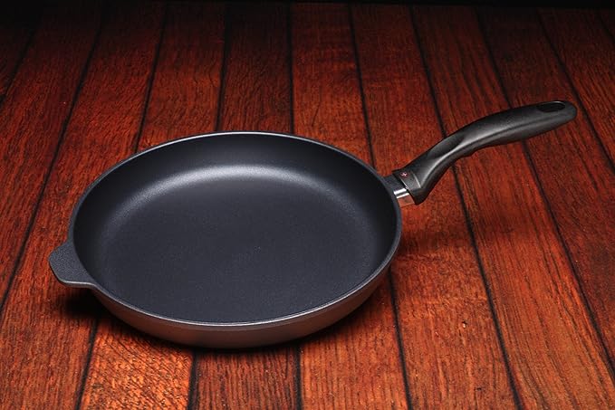 Swiss Diamond 11" Induction Fry Pan HD Nonstick Diamond Coated Aluminum Skillet, Dishwasher and Oven Safe, Gray