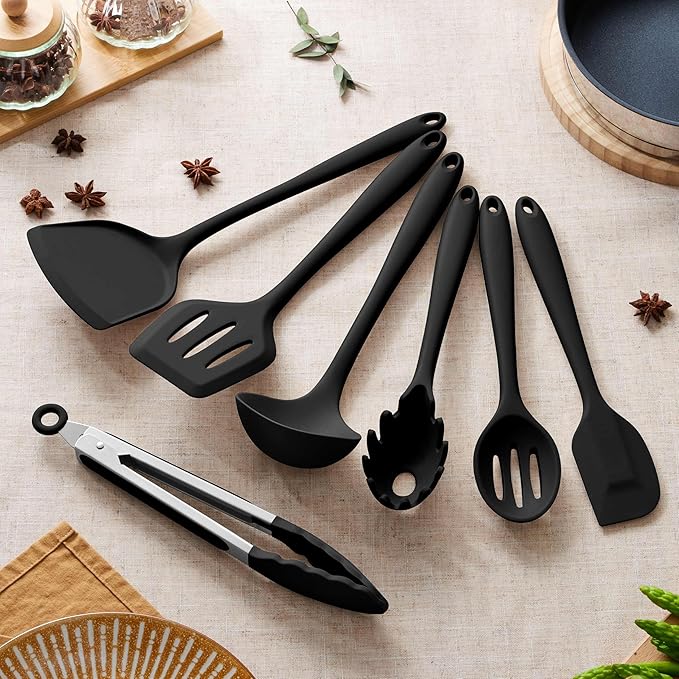 Herogo Silicone Cooking Utensils Set, 7-Piece Kitchen Utensils Set, Heat Resistant Cooking Gadget Tools Slotted Turner, Spoon, Soup Ladle, Pasta Server, Spatula, Tongs for Nonstick Cookware, Black