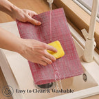 Leetaltree Red Placemats Set of 4 - Heat Resistant Non-Slip Place mats for Dining Table, Washable Durable PVC Vinyl Woven Table Mats（Red, 4）