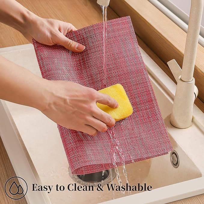 Leetaltree Red Placemats Set of 4 - Heat Resistant Non-Slip Place mats for Dining Table, Washable Durable PVC Vinyl Woven Table Mats（Red, 4）