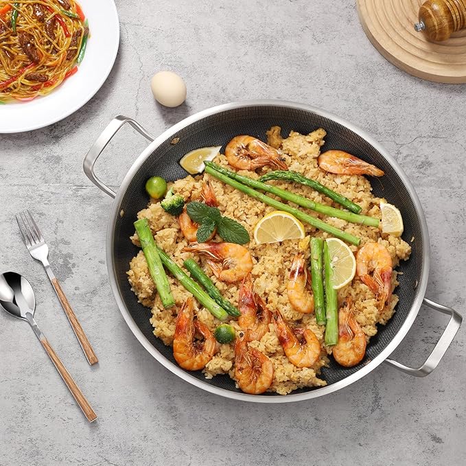 DELARLO 13 Inch Tri-Ply Stainless Steel Paella Pan with Lid Nonstick Frying Pan, Hybird Induction Large Skillets,Great for Paella Parties Indoors Outdoors,Heavy Duty Style