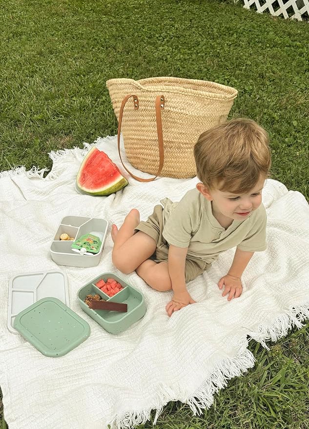 Leak Proof Bento Box Food-Grade Silicone Bento, BPA, Phthalate, Lead, & PVC Free - Bento Lunch Box for Daycare, Kids, & Adults - Leak Resistant Sets With Lids Snack Box Container (Green)