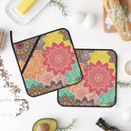 Vintage Mandala Floral Pot Holders 2 PCS for Kitchen, Heat Resistant Hot Pads for Cooking Grilling Baking BBQ, Pot Holders for Women Cook Essentials Accessories Home Microwave