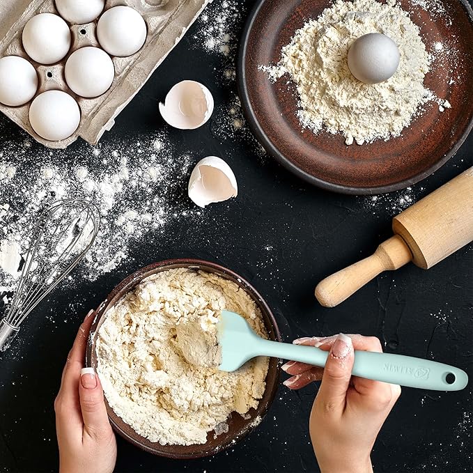 Silicone Spatula 3-piece Set, Ergonomic Handle High Heat-Resistant Spatulas, Non-stick Rubber Spatulas with Stainless Steel Core, Macaron Navy