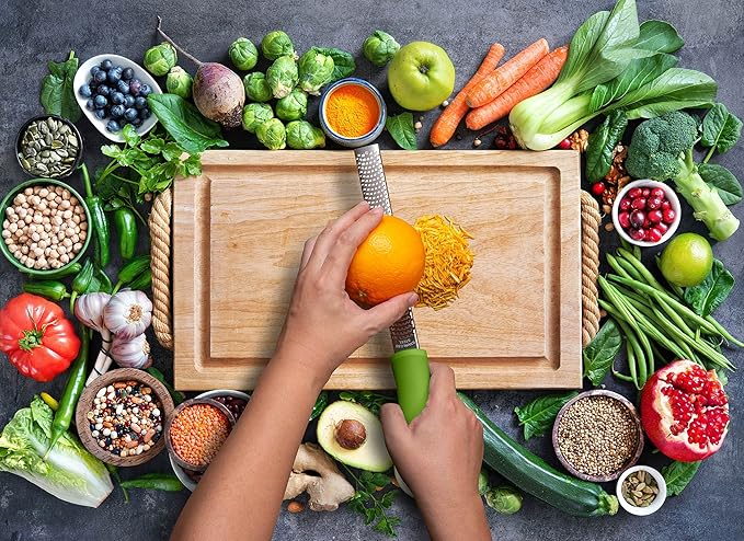 Lemon Zester, Stainless Steel Kitchen Cheese Grater, Plastic Cover Ergonomic Soft Green Handle