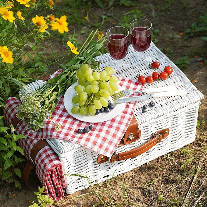 HappyPicnic Fitted Picnic Baskets Cooler Set for 4 Persons with Large Waterproof Picnic Blanket, Insulated Compartment and Cutlery Service Kit-Red