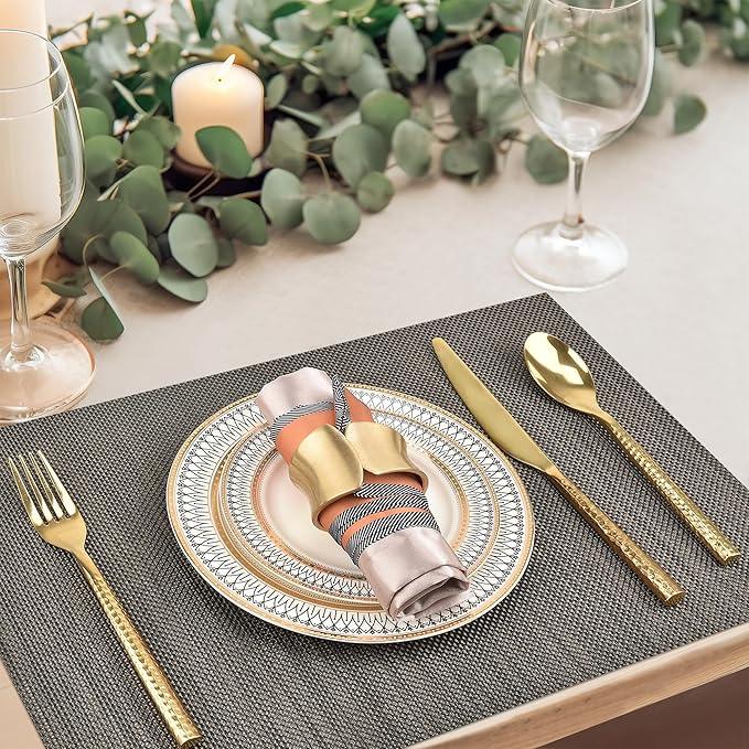 Placemats Set of 4 - Easy Clean Washable Vinyl Placemats - Wipeable Heat Resistant Table Mats for Dining Table - 17.7x11.8 Inch (4, Mint Gray)