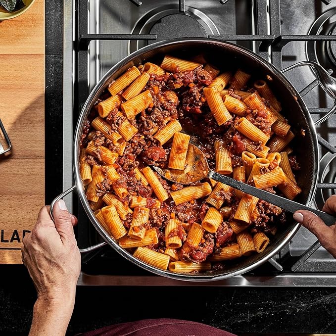 HexClad Hybrid Nonstick 8-Quart Stockpot with Tempered Glass Lid, Stay-Cool Handles, Dishwasher-Friendly, Oven-Safe Up to 900°F, Induction Ready, Compatible with All Cooktops