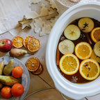 Laura Ashley Slow Cooker 6.8 Quart - Large Slow Cooker 6.8 QT for 8 to 10 People - Energy Efficient Slow Cookers with 3 Heat Settings - Dishwasher Safe Removeable Ceramic Crock & Tempered Glass Lid