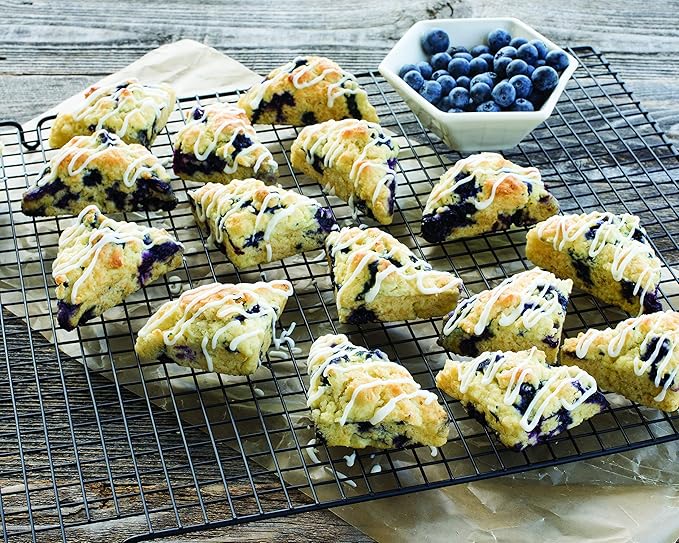 Nordic Ware Procast Mini Scone