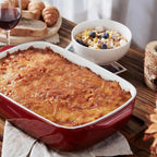 Lareina Large Ceramic Casserole Dish with Lid, 4.0 Quart Covered Rectangular Stoneware Baking Dishes for Oven, Deep 9x13 Inch Lasagna Pans for Baking and Serving, Perfect for Christmas gifts, Red