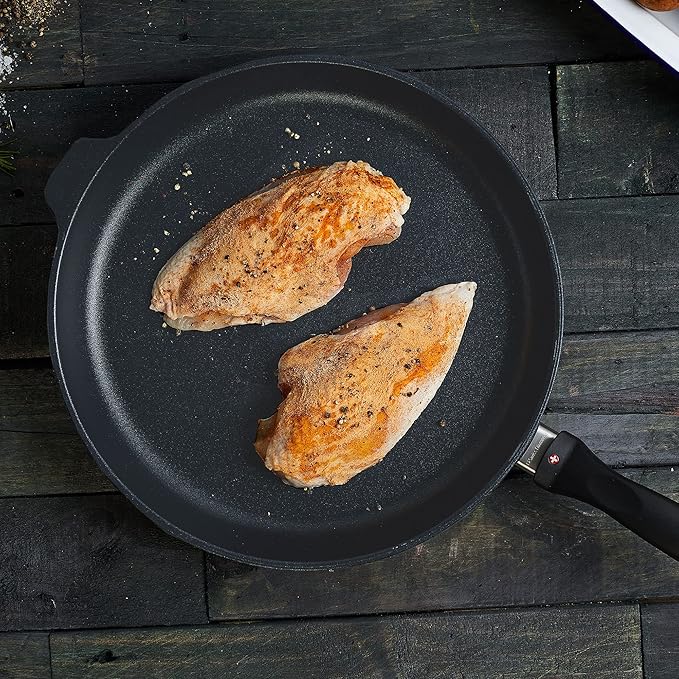 Swiss Diamond Frying Pans Nonstick with Lid, Features Nonstick Diamond Coated Aluminum Skillets and Oven Safe Frying Pans with Lids, Cover Included, 12.5 Inch