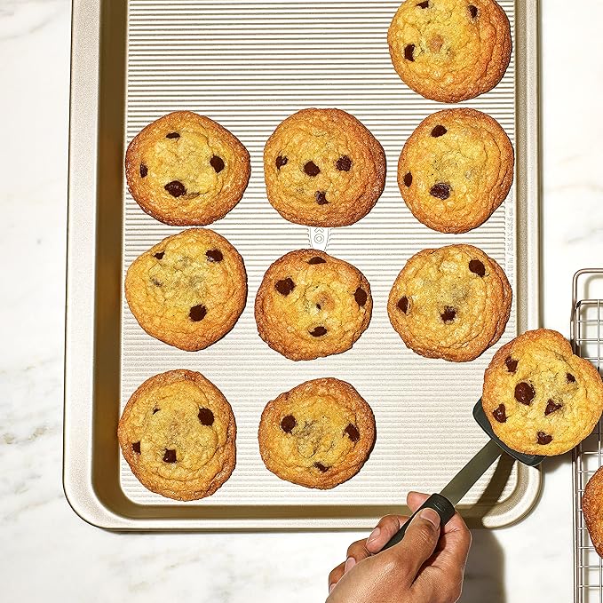 OXO Good Grips Non-Stick Pro Bakeware Cookie Sheet