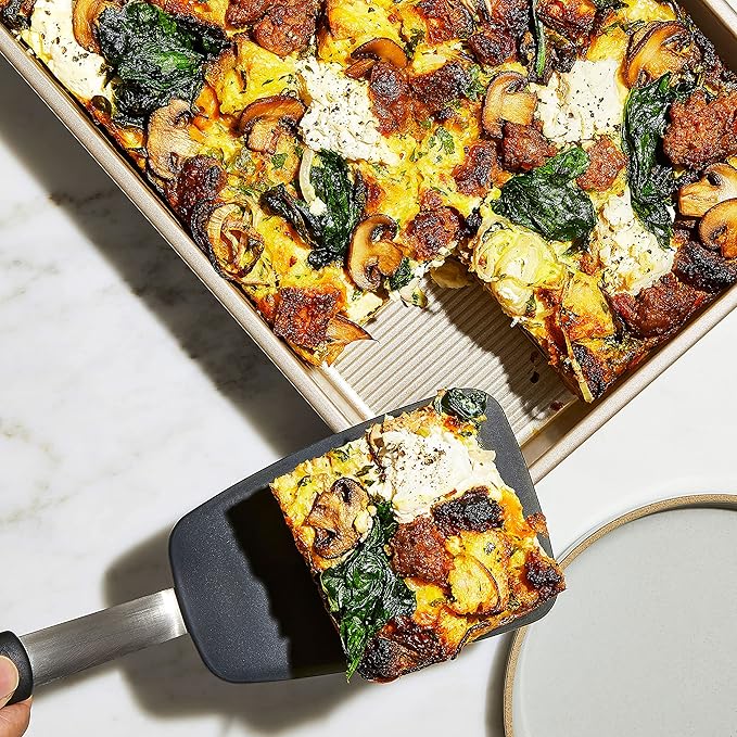 OXO GG NON-STICK PRO CAKE PAN - 9-in x 13-in